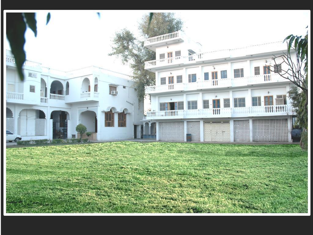 Saheli Palace Udaipur Eksteriør bilde