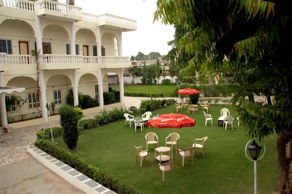 Saheli Palace Udaipur Eksteriør bilde